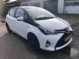  Toyota Yaris TOYOTA YARIS HYBRID 2016/12