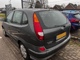 Nissan Almera-tino 1.8 visia picture 4