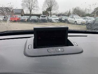 Peugeot 5008 5008 1.6 THP Family 7p. picture 11