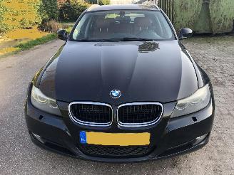 skadebil auto BMW 3-serie 3-serie Touring 318i Luxury Line 2011/12