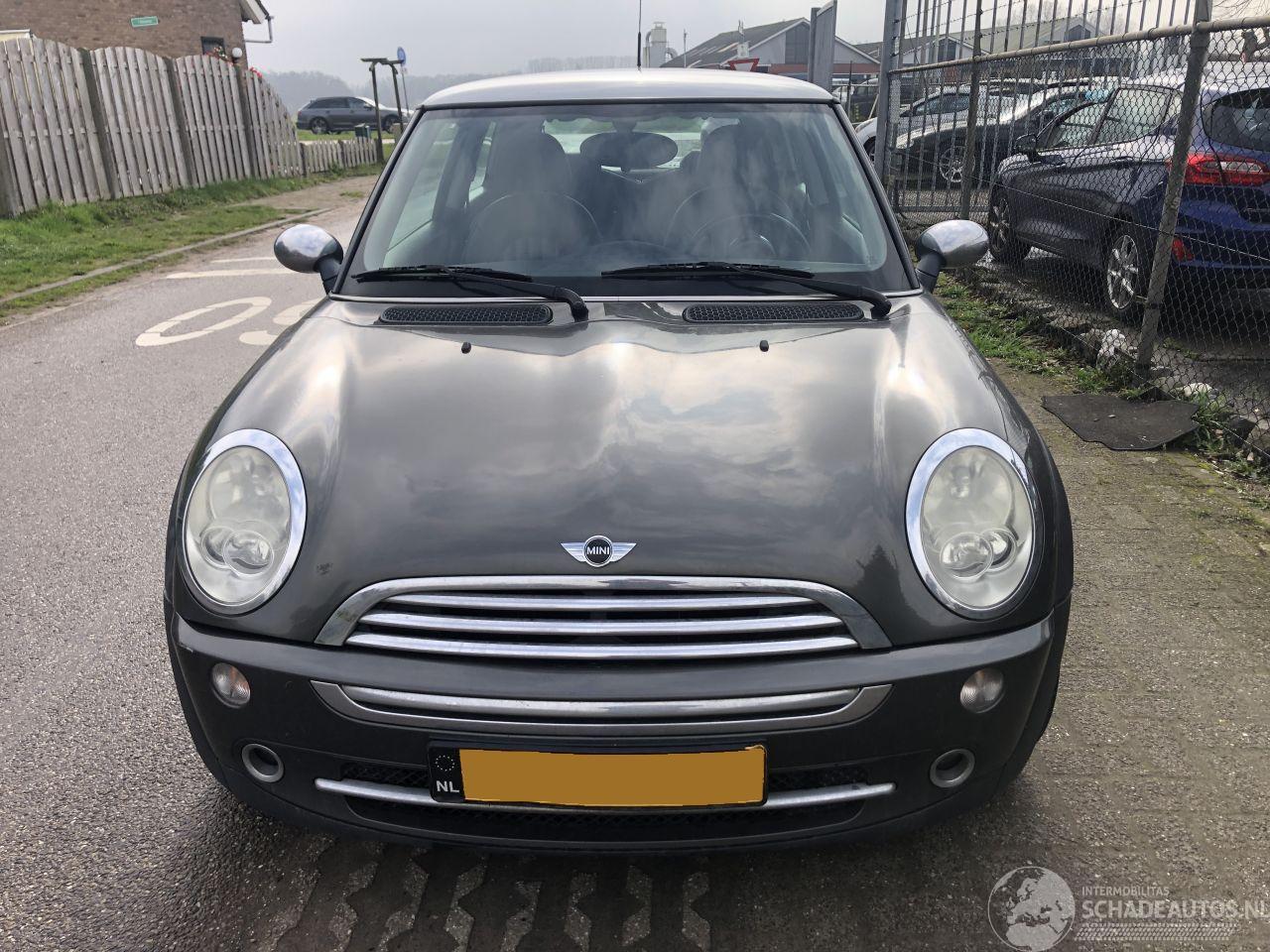 Mini Cooper 1.6 cooper pepper