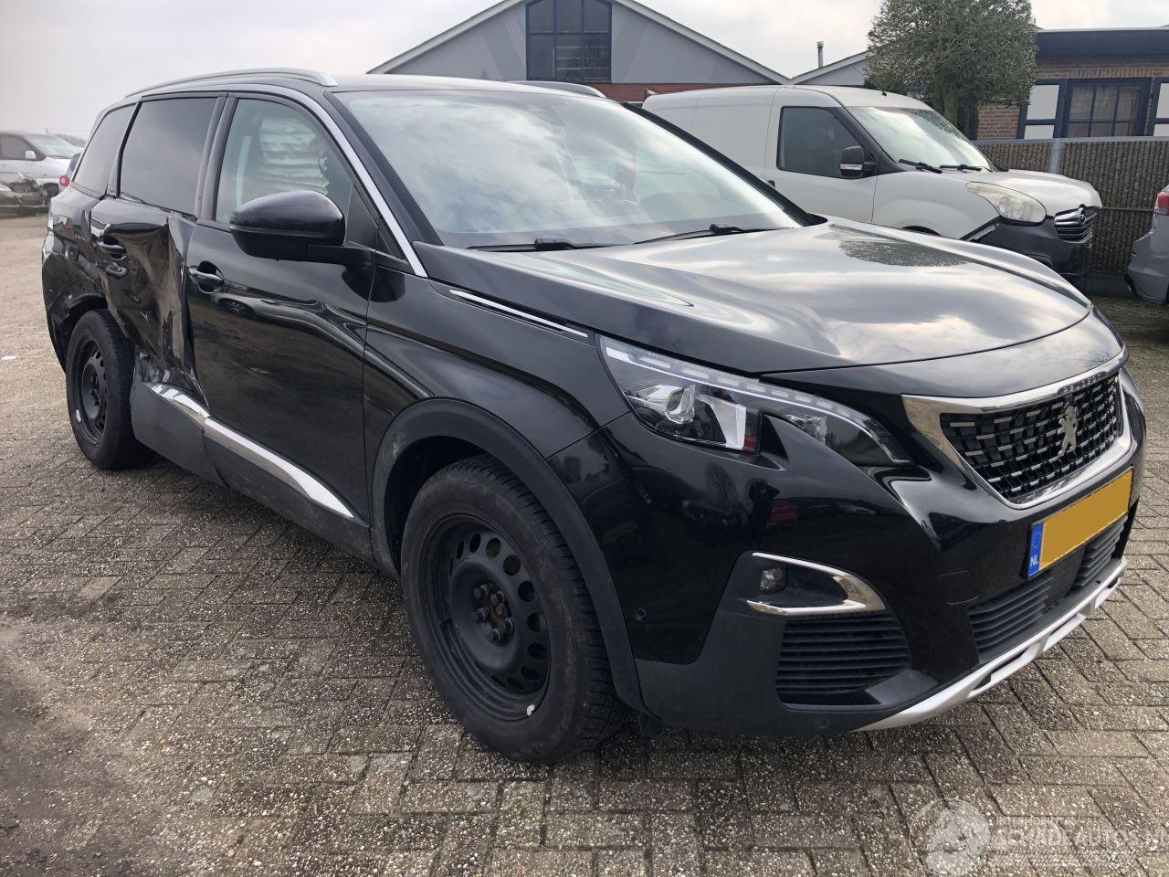 Peugeot 5008 1.2 pure tech allure
