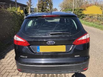 Ford Focus 1.0 ecoboost titanium picture 5