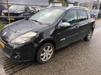 Renault Clio Clio Estate 1.5 dCi Night & Day picture 2
