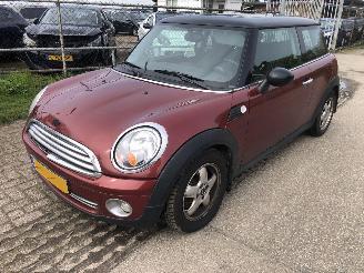 Schadeauto Mini Cooper 1.6 Cooper Pepper 2008/6