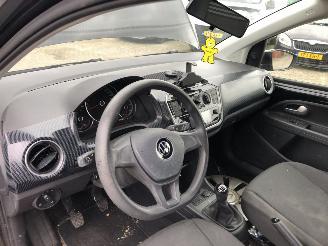 Volkswagen Up!  picture 11