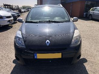 uszkodzony samochody osobowe Renault Clio Clio Estate 1.5 dCi Night & Day1094 2012/6