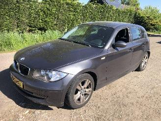 Unfallwagen BMW  1-serie 116i Business Line 2008/2