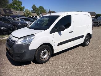skadebil bedrijf Citroën Berlingo Berlingo 1.6 BlueHDI 75 Club 2017/3