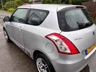 Suzuki Swift 1.2 comfort picture 3