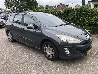 Damaged car Peugeot 308 308 SW 1.6 VTi Blue Lease 2010/6