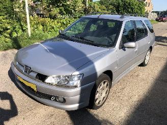 Unfallwagen Peugeot 306 306 Break 1.6 XT 2001/2
