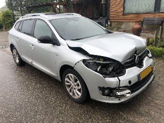 Unfallwagen Renault Mégane Mégane Estate 1.2 TCe Limited 2015/3
