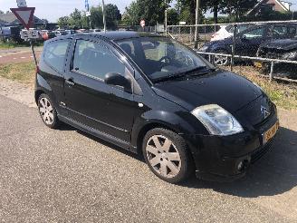 Coche accidentado Citroën C2 C2 1.6i-16V VTR 2004/1