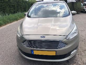 Schadeauto Ford C-Max C-Max 1.0 Titanium 2019/8
