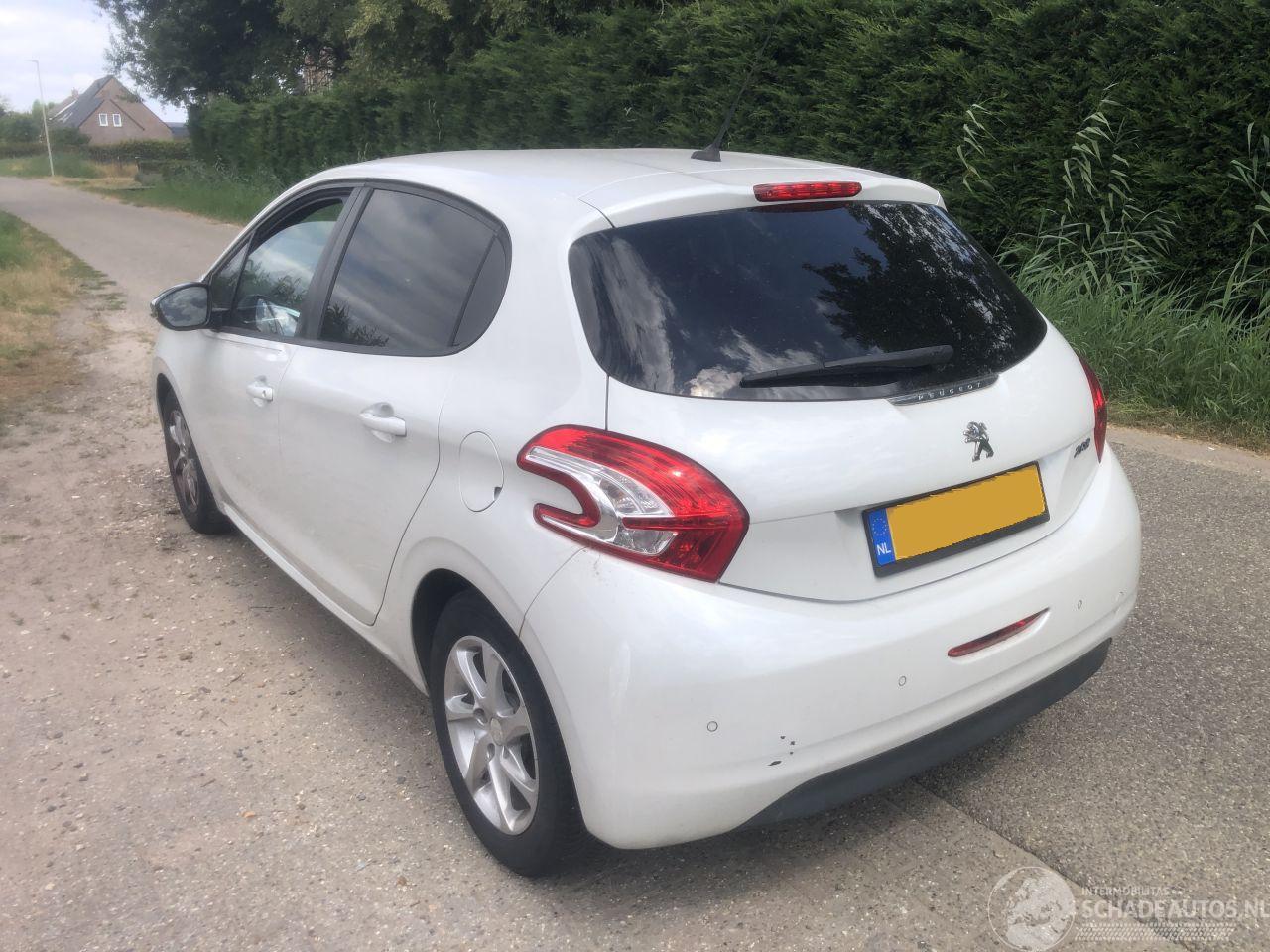 Peugeot 208 208 1.2 VTi Oxygo