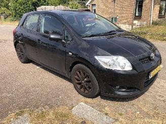 Damaged car Toyota Auris Auris 1.6 Dynamic 2009/5