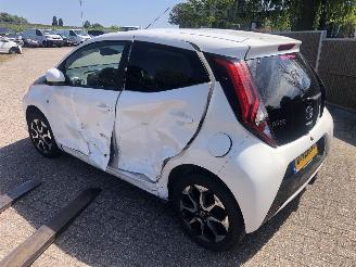 Toyota Aygo Aygo 1.0 VVT-i x-joy picture 7