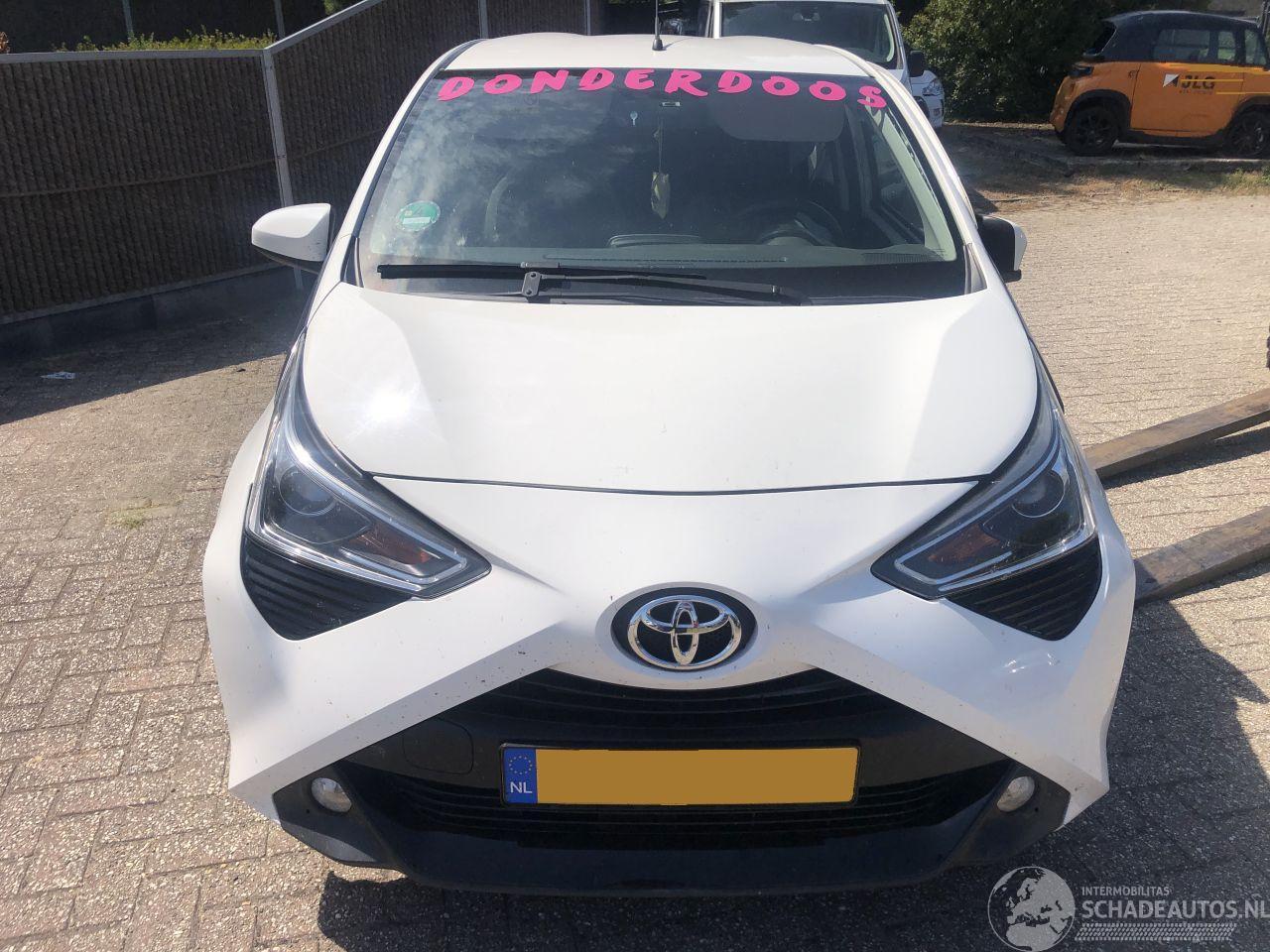 Toyota Aygo Aygo 1.0 VVT-i x-joy