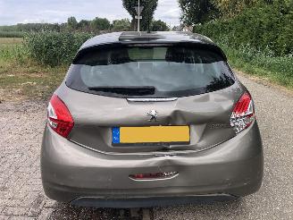 Peugeot 208 208 1.2 VTi Access picture 5