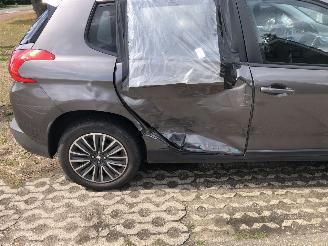 Peugeot 2008 2008 1.2 PureTech Active picture 7