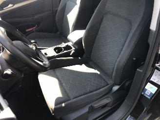 Volkswagen Golf Golf 1.0 TSI Life picture 18