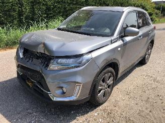 Unfallwagen Suzuki Vitara vitara 1.5 hybride select all grip 4x4 2022/3