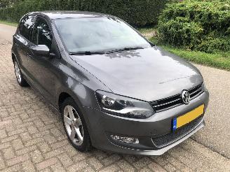 damaged passenger cars Volkswagen Polo Polo 1.2 TSI BlueMotion Highline 2014/1