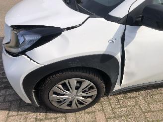 Toyota Aygo Aygo X 1.0 VVT-i MT Play picture 5