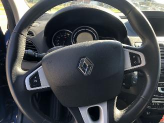 Renault Mégane Mégane Estate 1.6 Parisienne picture 10