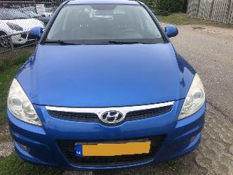 Voiture accidenté Hyundai I-30 i30 2.0i i-Catcher 2007/6