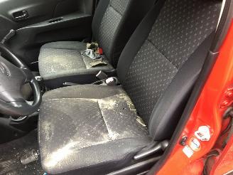 Daihatsu Cuore couere 1.0 picture 11