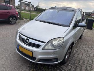 škoda osobní automobily Opel Zafira 2.2 cosmo 2005/11