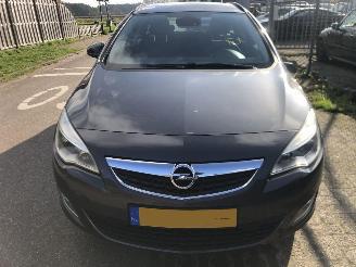 skadebil auto Opel Astra Astra Sports Tourer 1.4 Edition 2011/2