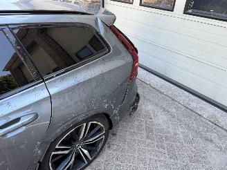 Volvo V-60 2.0 B4 R-Design Automaat picture 15