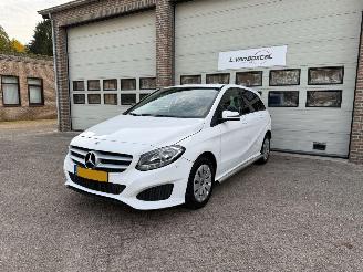  Mercedes B-klasse 220d Ambition Automaat Navi Cruise NAP ! 2019/1