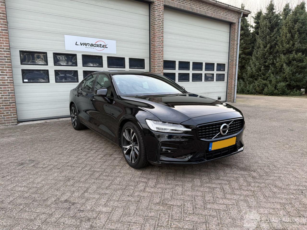 Volvo S-60 2.0 B5 R-Design Automaat Navi Clima 66937 Km !