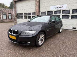  BMW 3-serie 318i High Executive Pano Navi Clima 2011/1