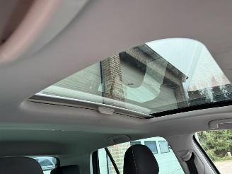 Volkswagen Golf 1.4 TSI Highline Automaat Pano Navi Clima Cruise picture 7