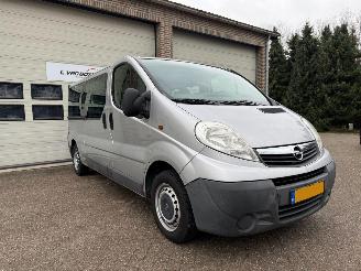 Auto incidentate Opel Vivaro 2.0i L2h1 9Pers Airco 58000 Km NAP ! 2009/2