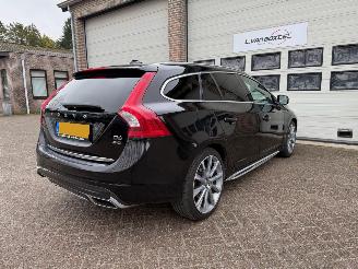 Volvo V-60 2.4 D6 AWD Plug-In Hybrid Summum Automaat Schuifdak NAP ! picture 3