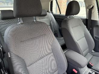 Volkswagen Golf 1.2 TSI Navi Clima picture 6