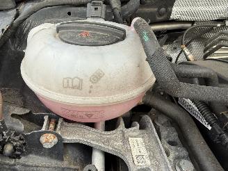 Volkswagen Golf 1.2 TSI Navi Clima picture 15