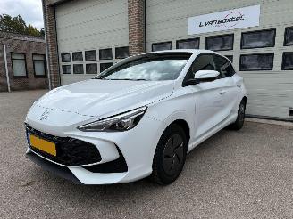 damaged passenger cars MG 3 1.5 Hybrid+ Standart Navi Clima Cruise 24802 Km NAP ! 2025/1