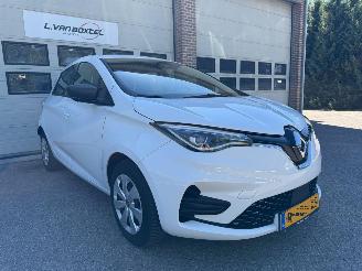 Voiture accidenté Renault Zoé R110 Equilibre 52 kWh Navi Clima 64650 Km NAP ! 2022/12