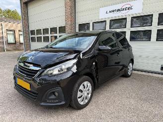 Peugeot 108 1.0 e-VTi Active Automaat Navi AC NAP picture 2