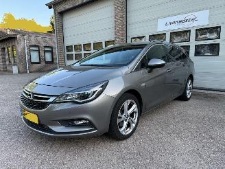 krockskadad bil auto Opel Astra 1.6 CDTI Innovation Navi Cruise Clima NAP ! 2016/12