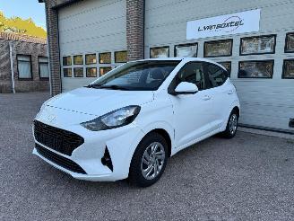 Coche accidentado Hyundai I-10 1.0 Comfort Navi Airco Cruise 2024/8