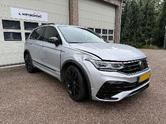 damaged passenger cars Volkswagen Tiguan 1.4 TSI eHybrid R-Line Automaat Pano NAP ! 2023/6