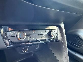 Opel Corsa 1.2 Turbo Automaat Navi Clima NAP ! picture 12